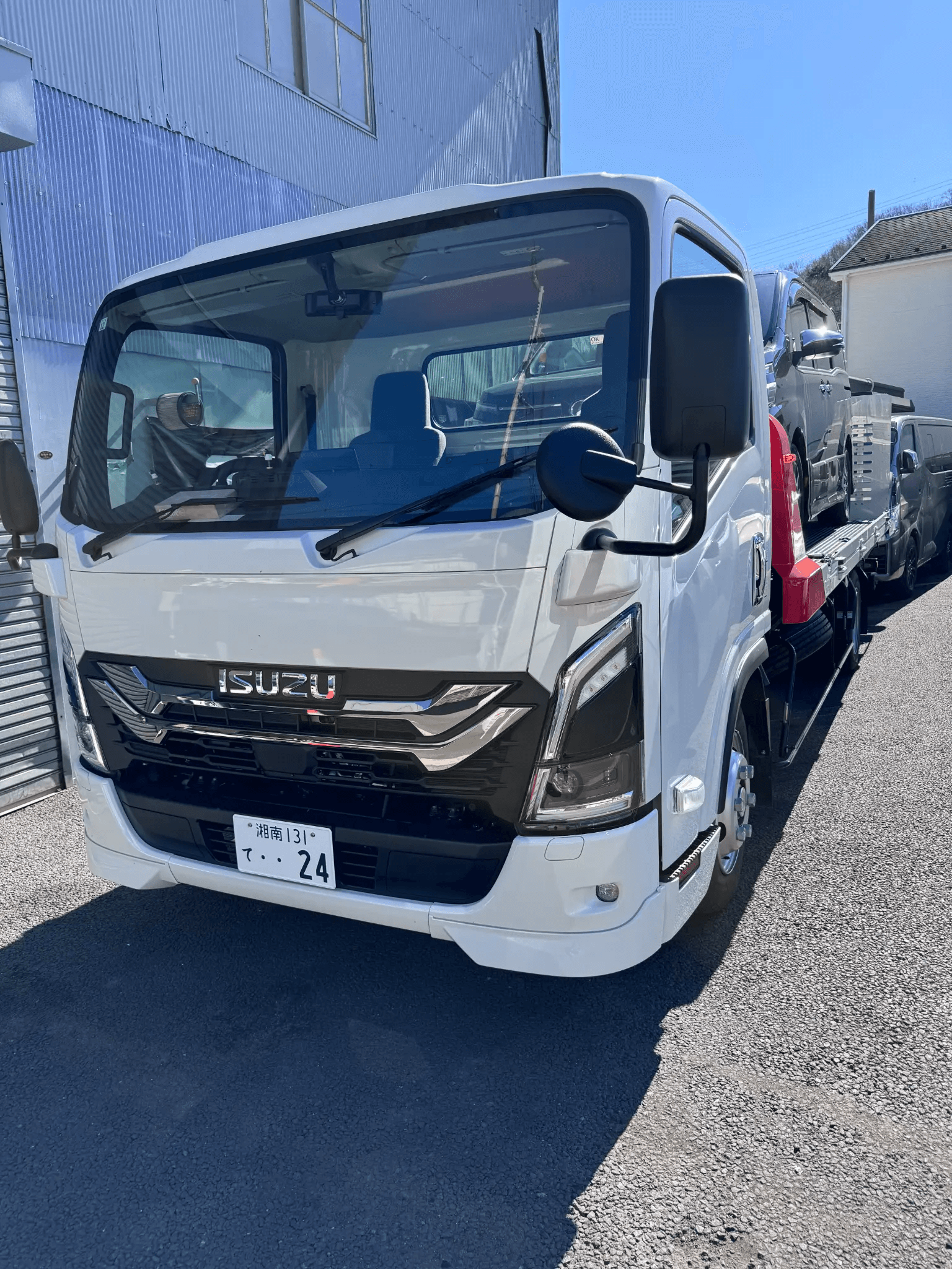 自社キャリアカー ISUZU